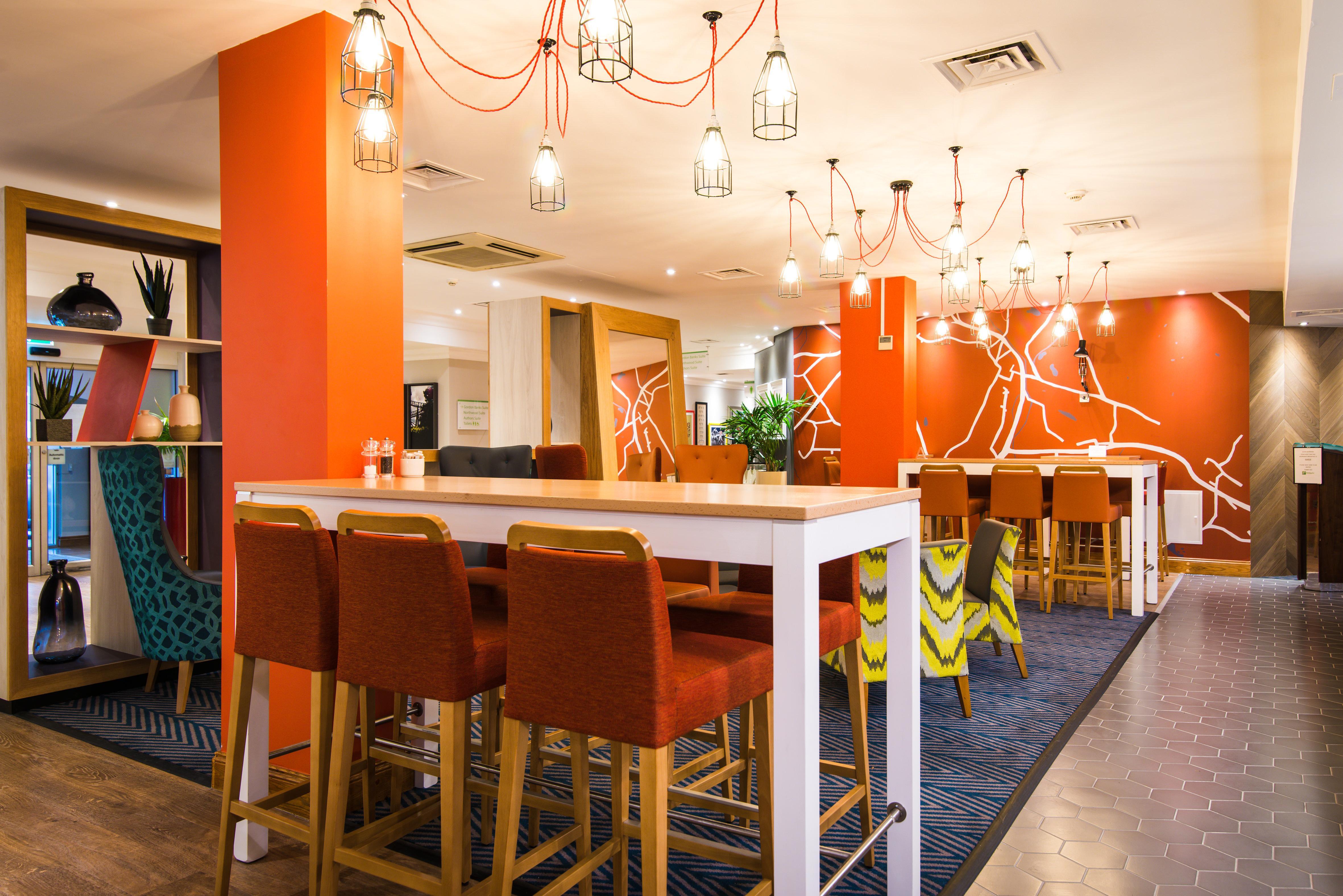 Holiday Inn Stoke On Trent M6 Jct15 By Ihg Newcastle-under-Lyme Bagian luar foto