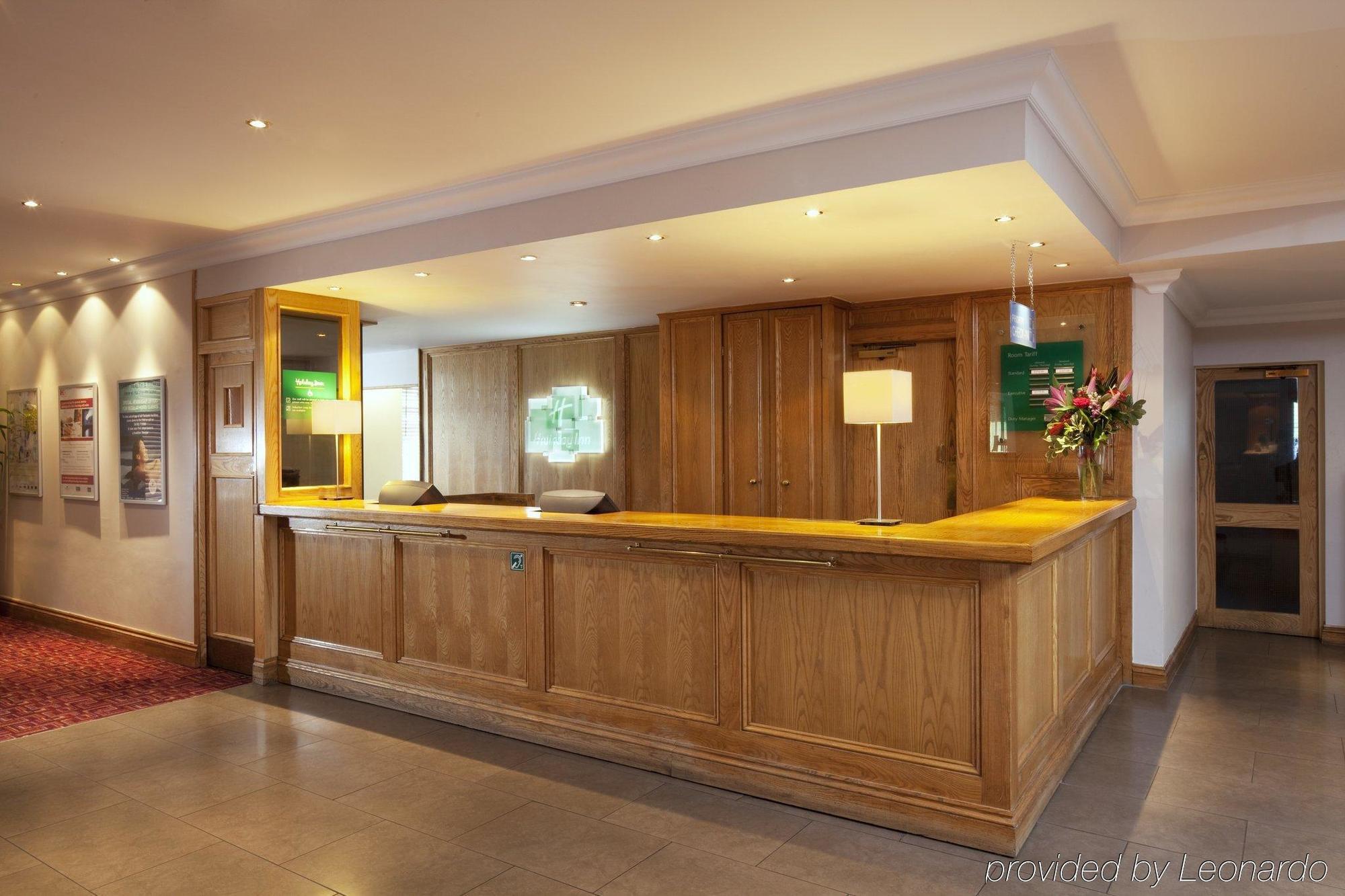 Holiday Inn Stoke On Trent M6 Jct15 By Ihg Newcastle-under-Lyme Bagian luar foto