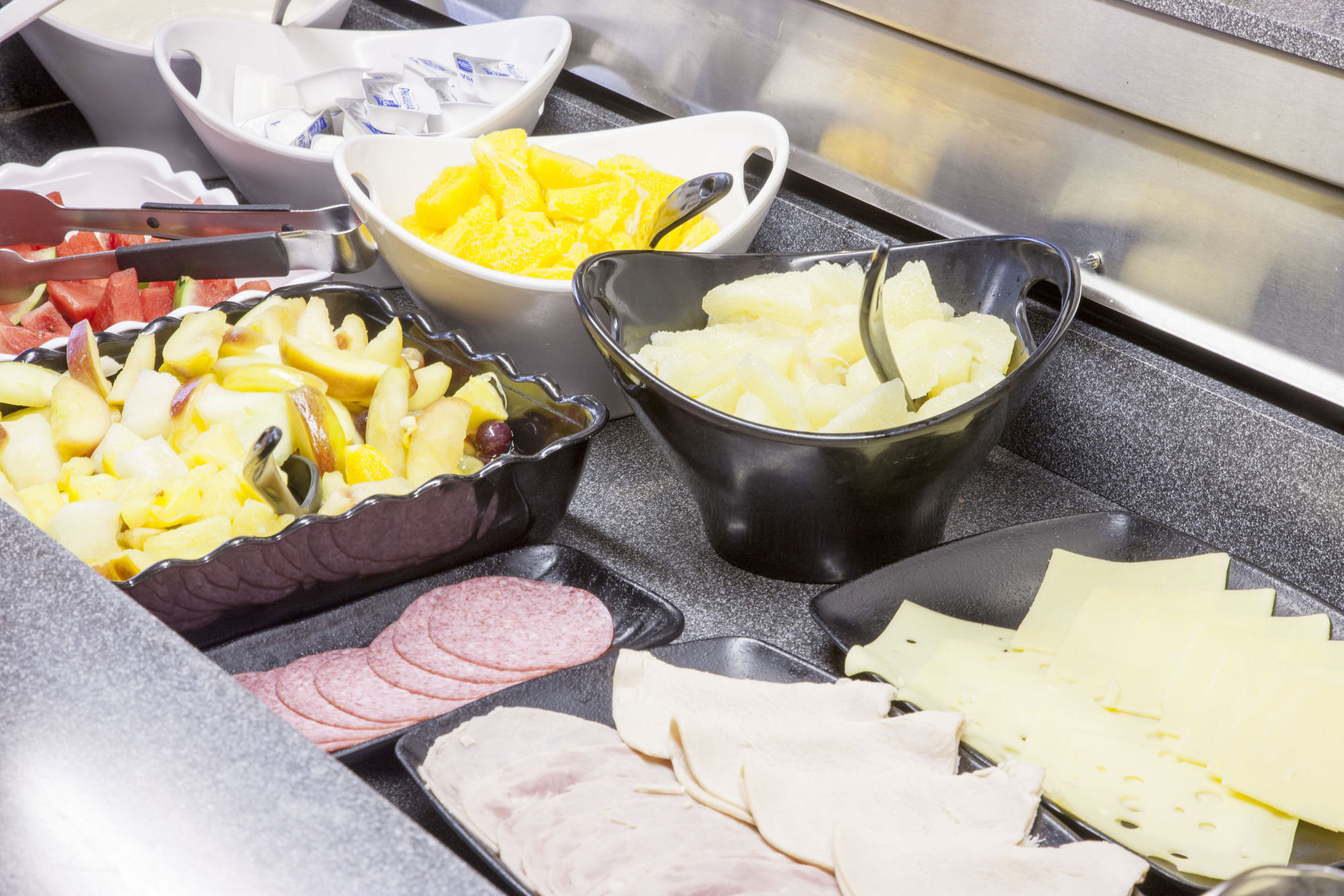 Holiday Inn Stoke On Trent M6 Jct15 By Ihg Newcastle-under-Lyme Bagian luar foto