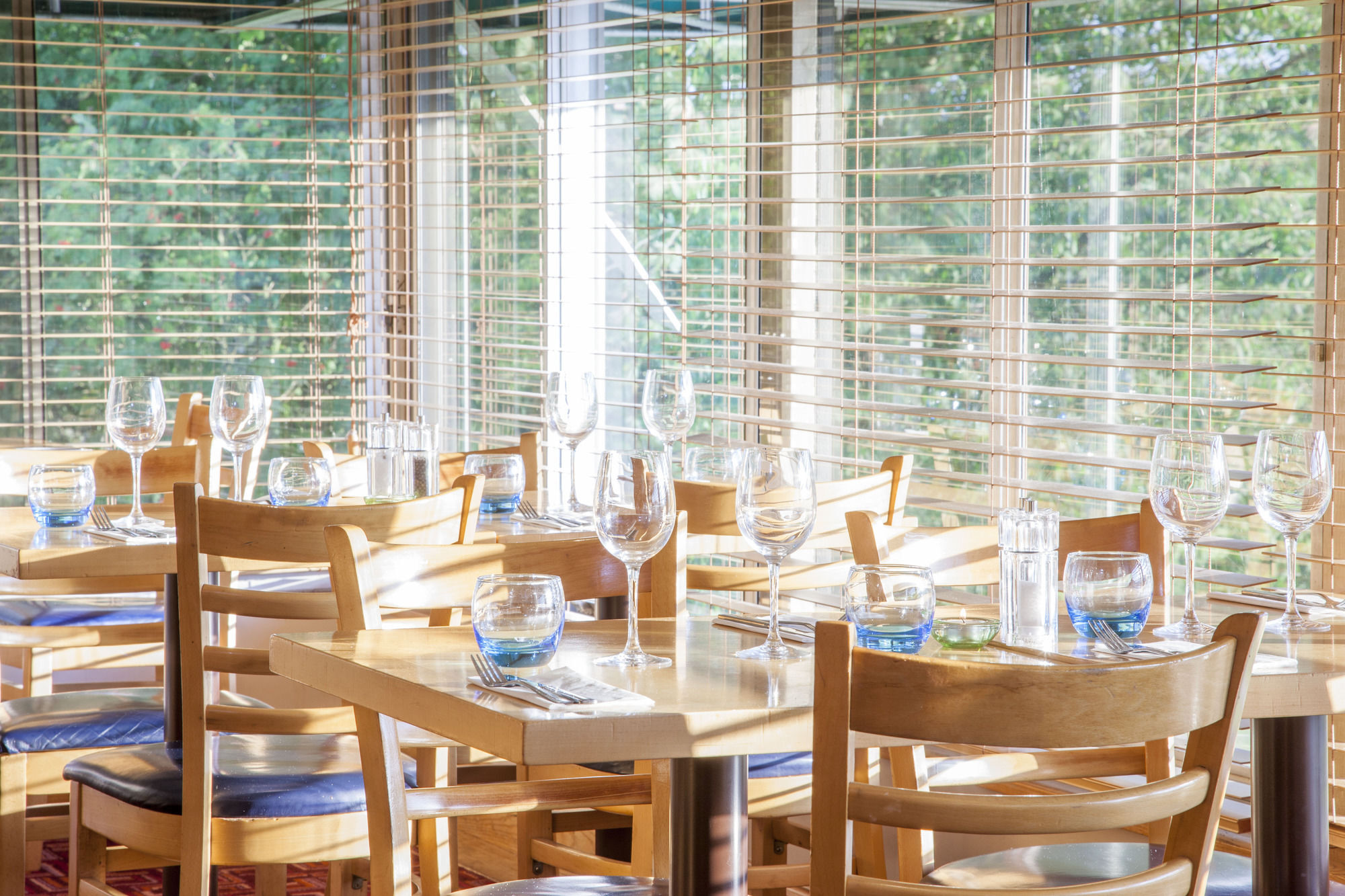 Holiday Inn Stoke On Trent M6 Jct15 By Ihg Newcastle-under-Lyme Bagian luar foto